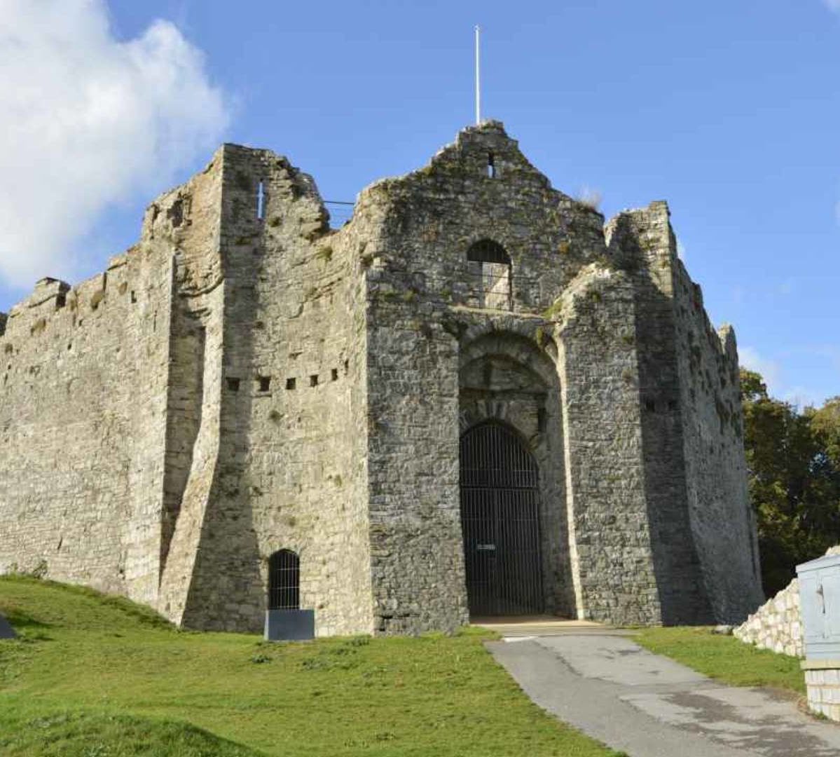 Oystermouth Castle | Explore Swansea | Grand Hotel Swansea